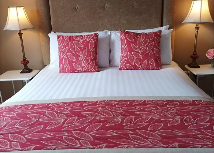 Kingfisher Lodge *
